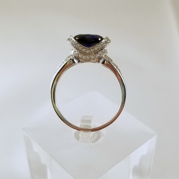 2ct Horizontal Lab Created Sapphire Ring - Picture 5 of 7